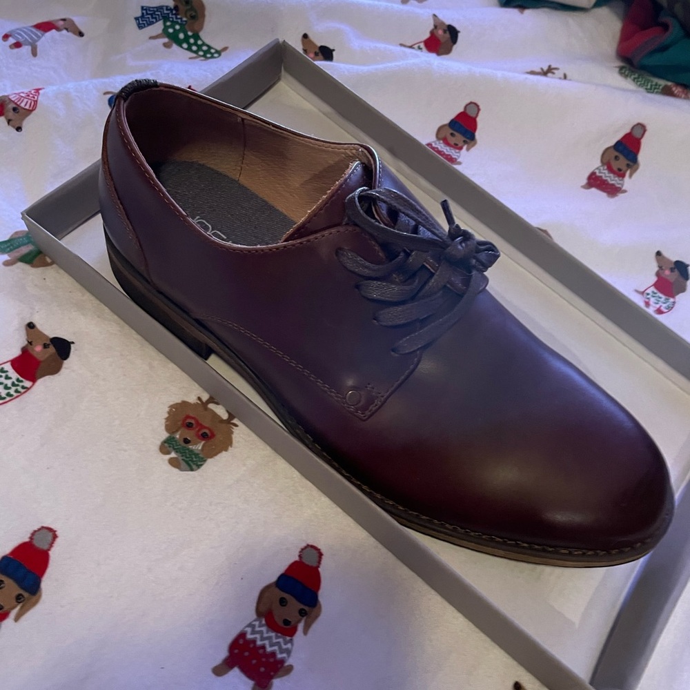 Brand new Size 12 joes Oxford shoes